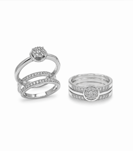 18k Gold & Diamond Ring Round Center Diamond