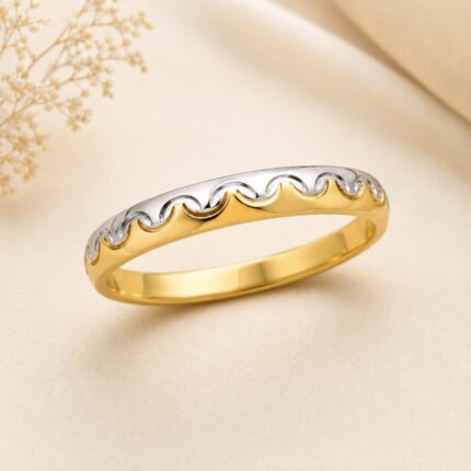 21K Gold Ladies Designer Band with Two Tone Wave Design-Weight 1.320g