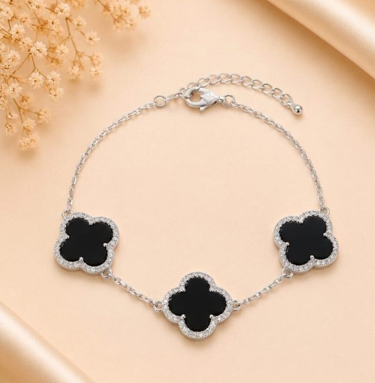 925 Silver Black Clover Bracelet, 7.01 g, three black clover design with adjustable chain